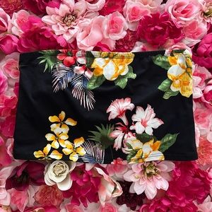 Rue 21 Black flowers tube top xl nwot